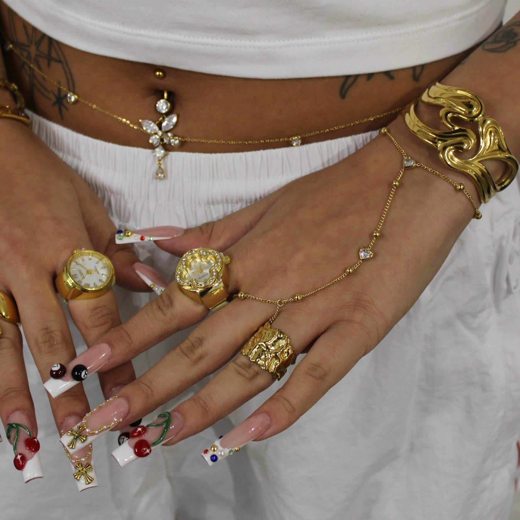 Amor Gold Hand Chain - ILLUSIVE JEWELS USA