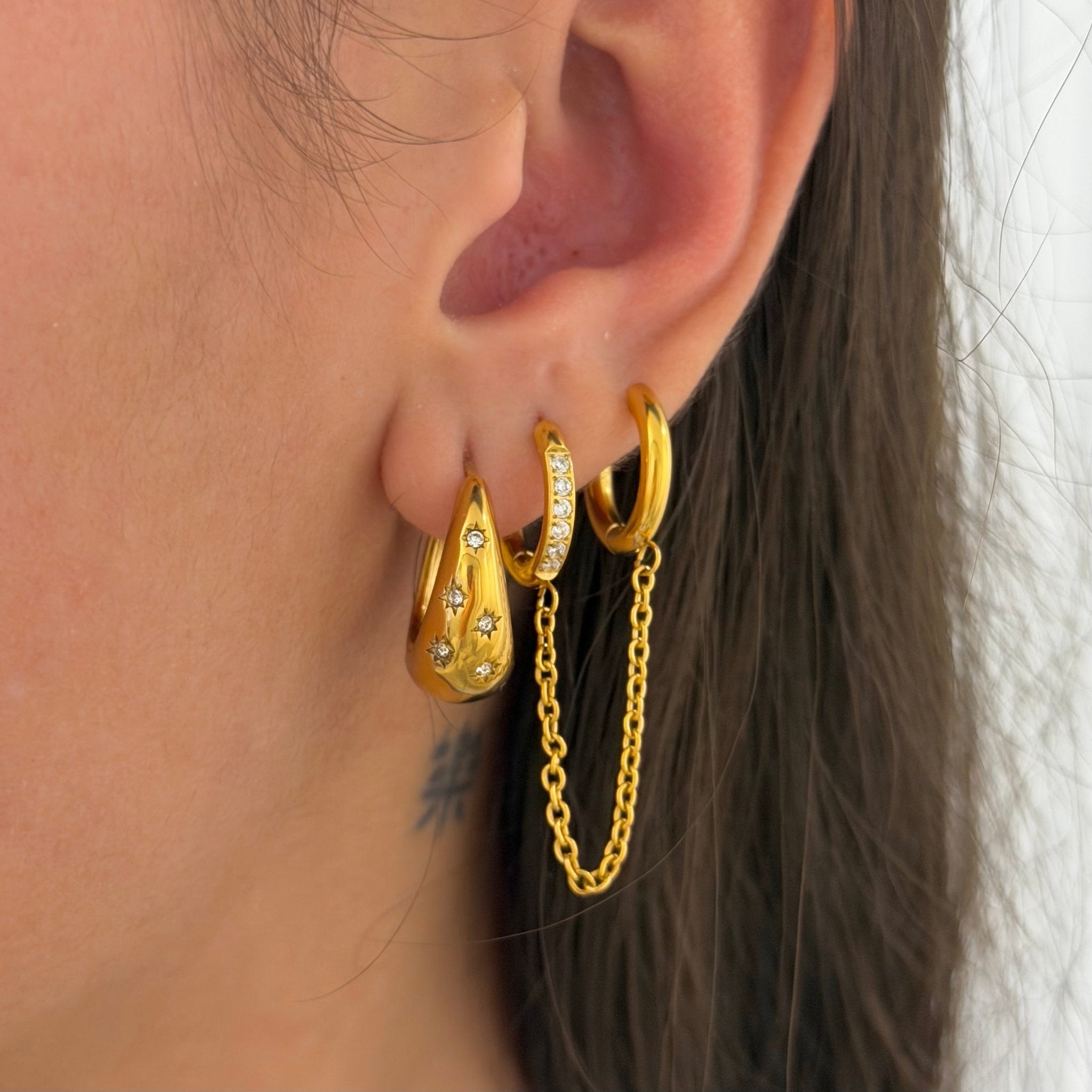 Lyra Gold Hoop Earrings - ILLUSIVE JEWELS USA